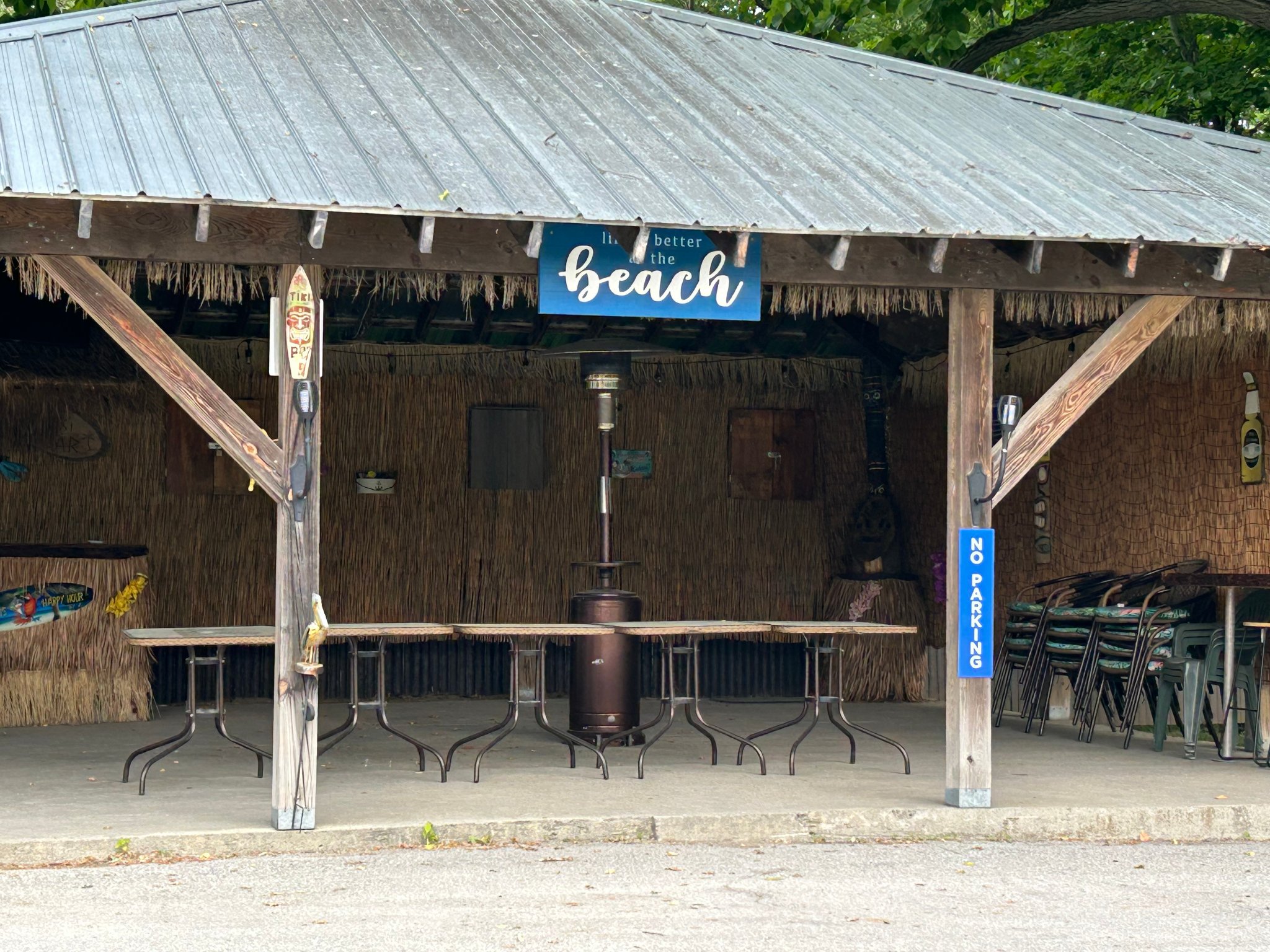 Tiki Bar